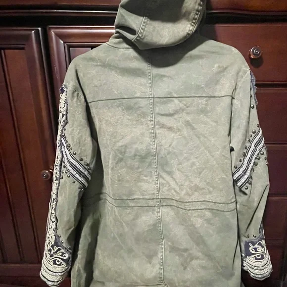 Flawed ! - Free People Moss Golden
Quills Embellished Military Coat size- XS - Picture 4 of 16